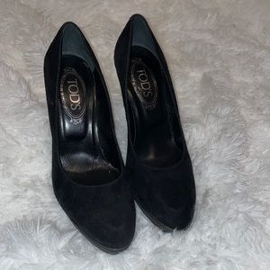 Tods Black Suede Heeled Pumps. Sz 7.5